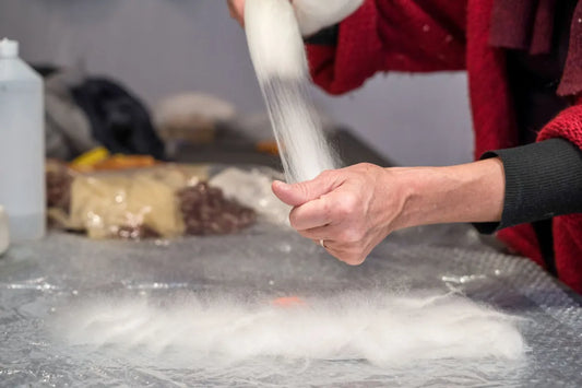 Tout Savoir sur le Feutrage de Laine : Un Guide Complet pour les Curieux